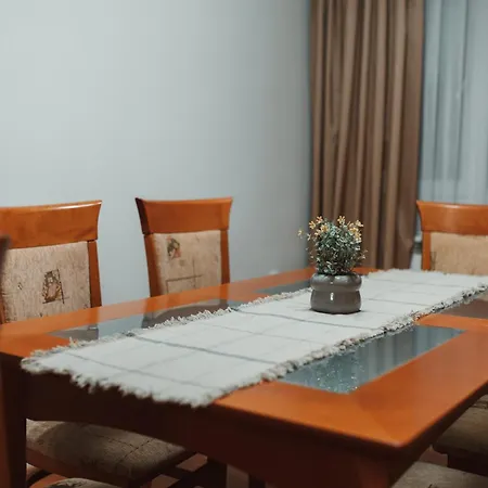 Apartment Rhea With Terrace & Parking Plovdiv