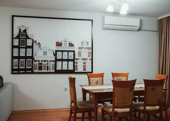 Apartmán Rhea With Terrace & Parking