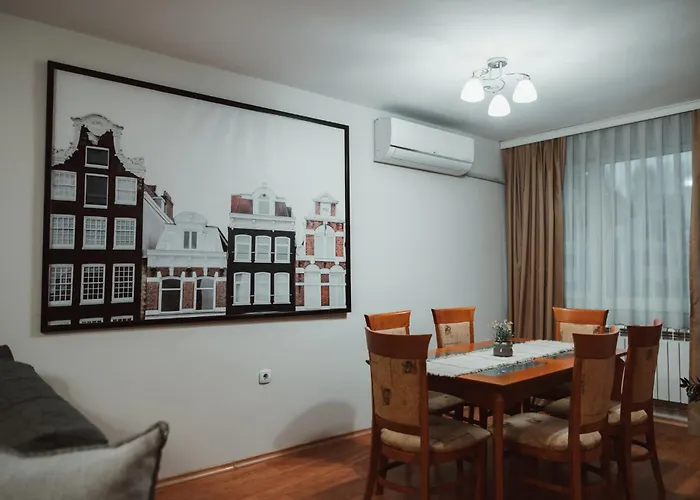 Rhea With Terrace & Parking Apartmán