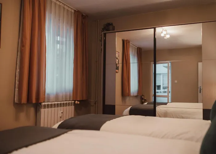 Rhea With Terrace & Parking Apartmán