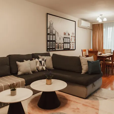 Rhea With Terrace & Parking * プロヴディフ