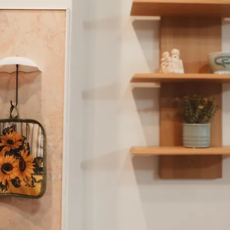 Rhea With Terrace & Parking アパート *