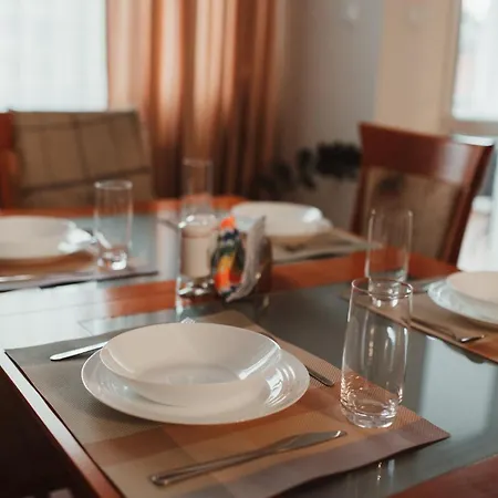 Rhea With Terrace & Parking *