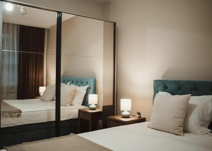 Rhea With Terrace & Parking