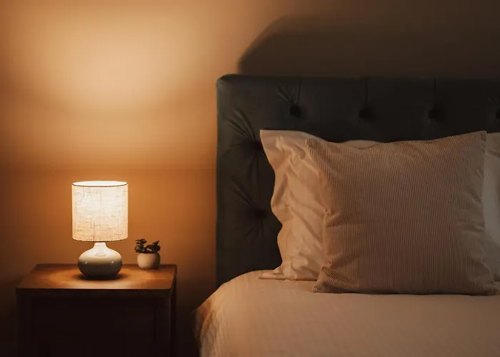 Rhea With Terrace & Parking