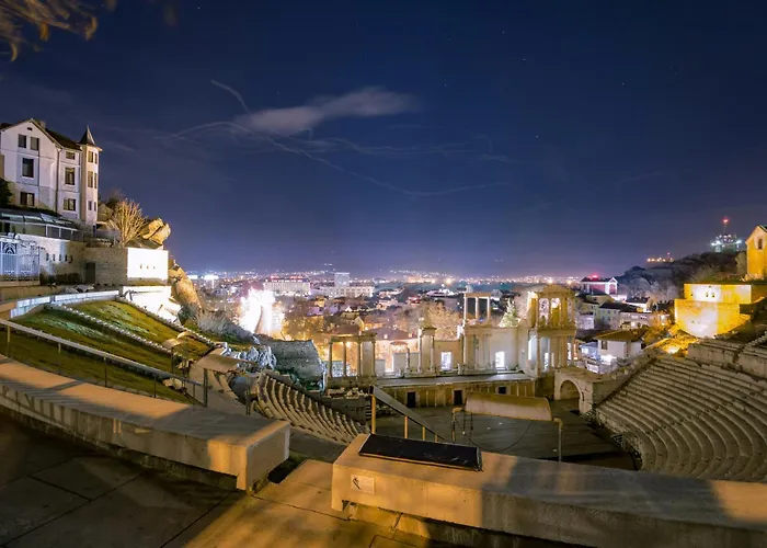 アパート Rhea With Terrace & Parking *